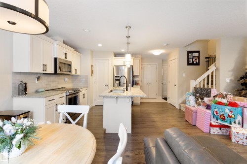 41 21 Augustine Crescent, Sherwood Park, AB - Indoor