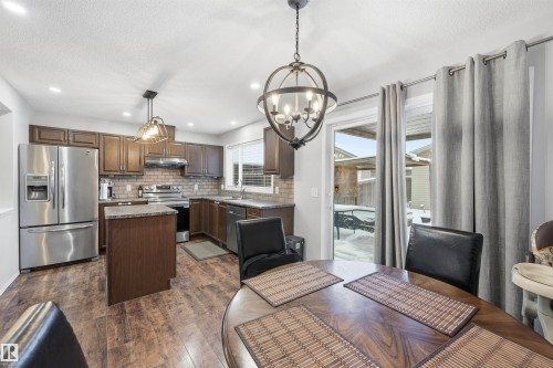 21017 60 Avenue Nw, Edmonton, AB 