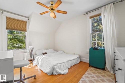 10838 126 Street, Edmonton, AB - Indoor Photo Showing Bedroom