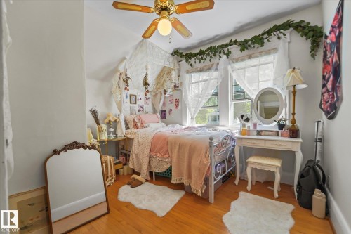 10838 126 Street, Edmonton, AB - Indoor Photo Showing Bedroom