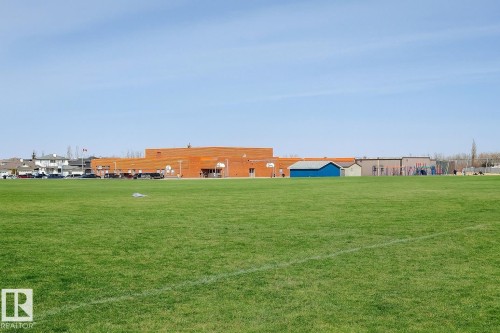 9007 102 Avenue, Morinville, AB - Outdoor
