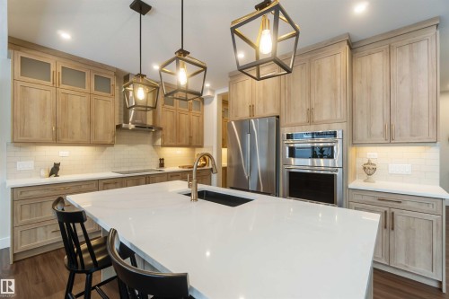 53 Deer Meadow Crescent, Fort Saskatchewan, AB - Indoor Photo Showing Kitchen With Upgraded Kitchen