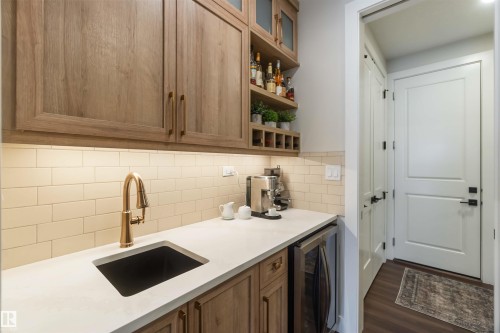 53 Deer Meadow Crescent, Fort Saskatchewan, AB - Indoor Photo Showing Kitchen