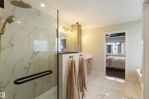 53 Deer Meadow Crescent, Fort Saskatchewan, AB - Indoor Photo Showing Bathroom