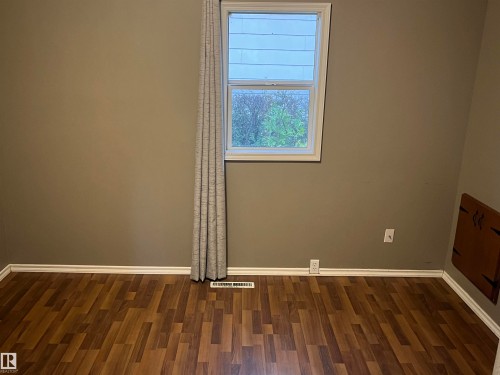 5102 53 Street, Daysland, AB - Indoor Photo Showing Other Room