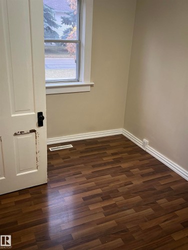 5102 53 Street, Daysland, AB - Indoor Photo Showing Other Room