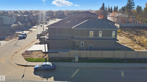 1558 Siskin Link Link, Edmonton, AB - Outdoor
