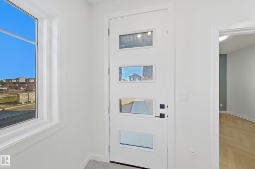 1558 Siskin Link Link, Edmonton, AB - Indoor Photo Showing Other Room