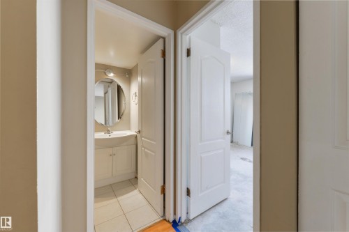 601 13910 Stony Plain Road, Edmonton, AB - Indoor