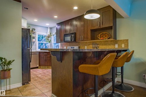 10903 132 Street, Edmonton, AB - Indoor Photo Showing Kitchen