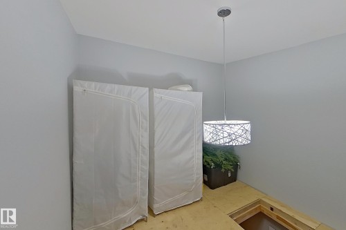 10903 132 Street, Edmonton, AB - Indoor