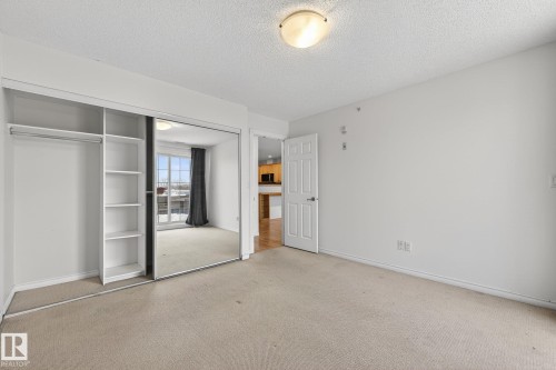 420 12110 106 Avenue, Edmonton, AB - Indoor Photo Showing Other Room