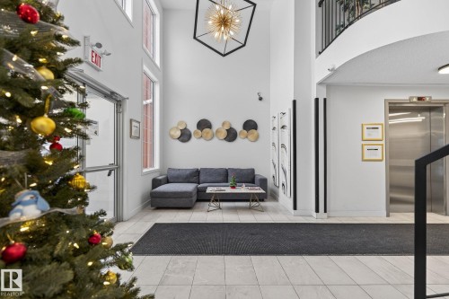 420 12110 106 Avenue, Edmonton, AB -  Photo Showing Other Room