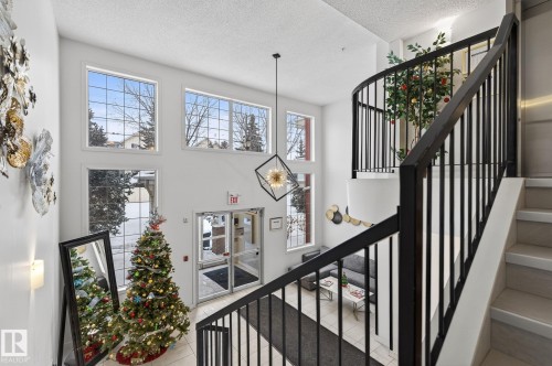 420 12110 106 Avenue, Edmonton, AB - Indoor Photo Showing Other Room