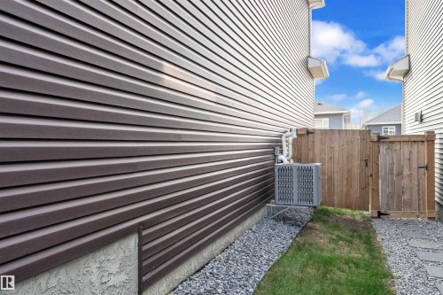 6508 Elston Loop, Edmonton, AB - Outdoor