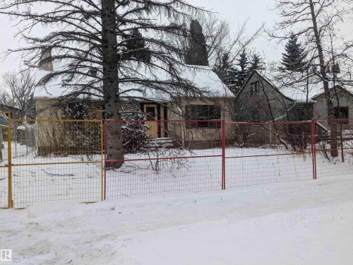 11530 77 Avenue, Edmonton, AB 