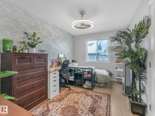 540 59 Street Sw, Edmonton, AB - Indoor