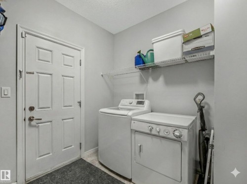 540 59 Street Sw, Edmonton, AB - Indoor Photo Showing Laundry Room