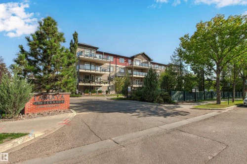 112 12408 15 Avenue, Edmonton, AB - Outdoor