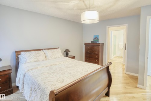 5125 48 Street, Barrhead, AB - Indoor Photo Showing Bedroom