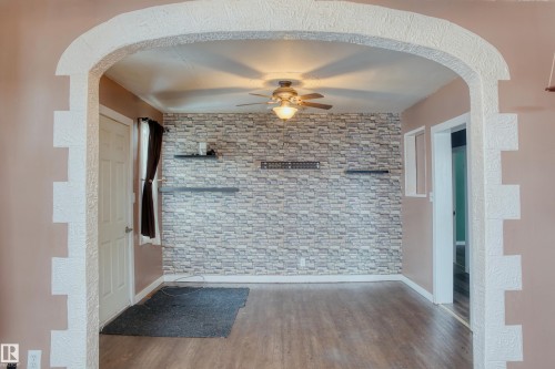 4503 53 Avenue, Barrhead, AB - Indoor Photo Showing Other Room
