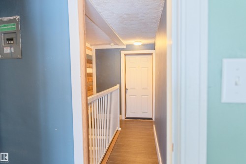 4503 53 Avenue, Barrhead, AB - Indoor Photo Showing Other Room