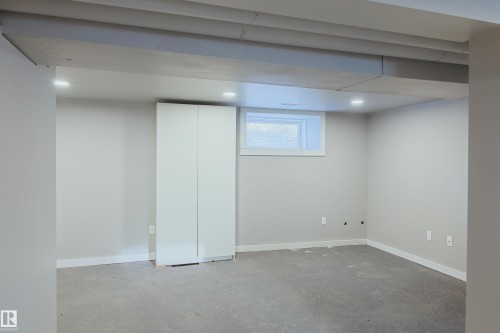 4503 53 Avenue, Barrhead, AB - Indoor