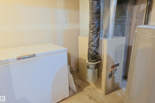 4503 53 Avenue, Barrhead, AB - Indoor