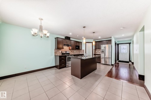 12910 128 Street, Edmonton, AB - Indoor Photo Showing Kitchen With Upgraded Kitchen