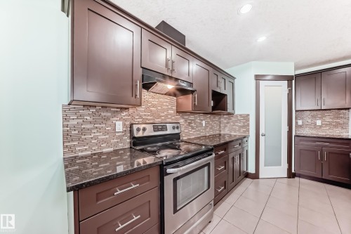 12910 128 Street, Edmonton, AB - Indoor Photo Showing Kitchen With Upgraded Kitchen