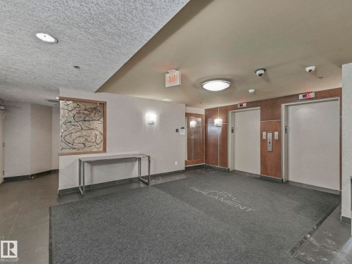 1005 9939 109 Street, Edmonton, AB - Indoor Photo Showing Other Room