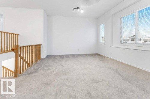 8723 178 Avenue Nw, Edmonton, AB - Indoor Photo Showing Other Room