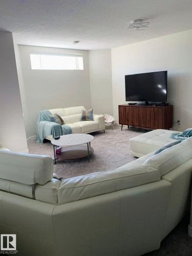 8616 159A Avenue, Edmonton, AB - Indoor