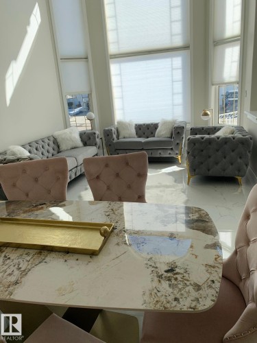 8616 159A Avenue, Edmonton, AB - Indoor Photo Showing Living Room