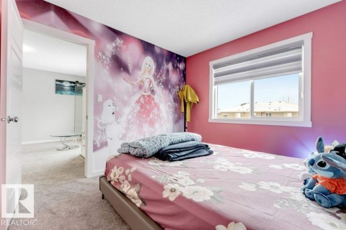 2326 Wonnacott Crescent, Edmonton, AB - Indoor Photo Showing Bedroom