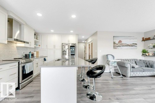 2326 Wonnacott Crescent, Edmonton, AB - Indoor Photo Showing Kitchen With Upgraded Kitchen