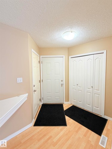 1711 37A Avenue, Edmonton, AB - Indoor Photo Showing Other Room