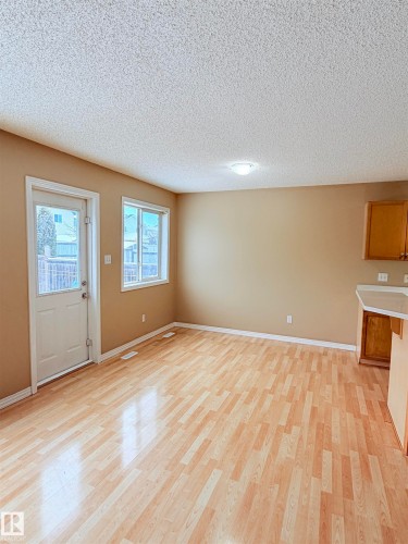 1711 37A Avenue, Edmonton, AB - Indoor Photo Showing Other Room