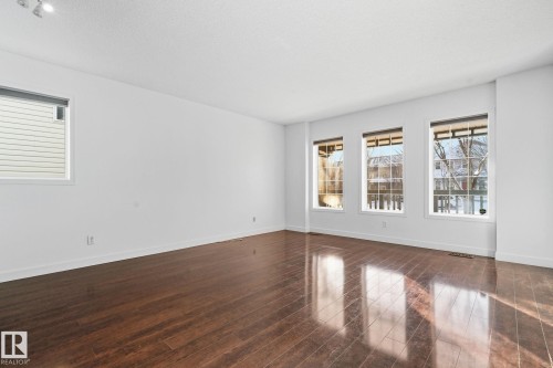 1873 Towne Centre Boulevard, Edmonton, AB - Indoor Photo Showing Other Room