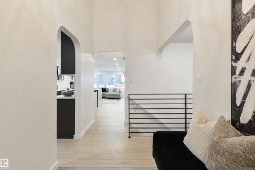 129 Ironwood Place, Edmonton, AB - Indoor Photo Showing Other Room