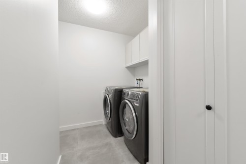 129 Ironwood Place, Edmonton, AB - Indoor Photo Showing Laundry Room
