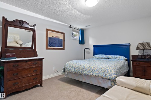 5704 144 Street, Edmonton, AB - Indoor Photo Showing Bedroom