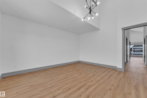 3608 Parker Close, Edmonton, AB - Indoor Photo Showing Other Room