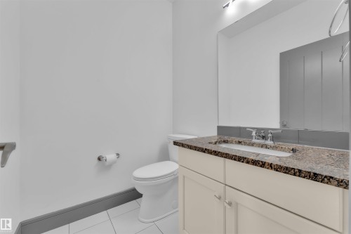 3608 Parker Close, Edmonton, AB - Indoor Photo Showing Bathroom