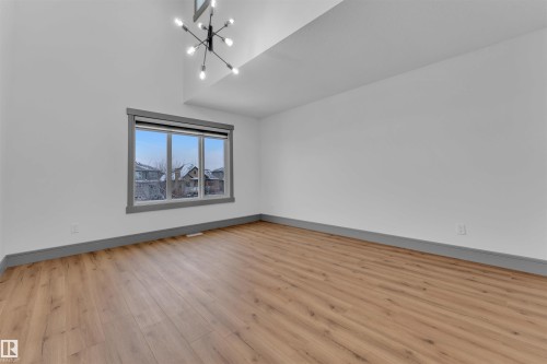 3608 Parker Close, Edmonton, AB - Indoor Photo Showing Other Room