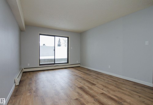 108 3610 43 Avenue, Edmonton, AB - Indoor Photo Showing Other Room