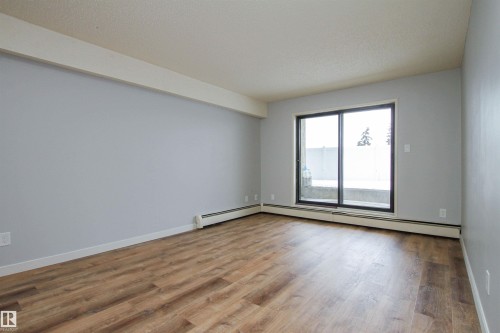 108 3610 43 Avenue, Edmonton, AB - Indoor Photo Showing Other Room