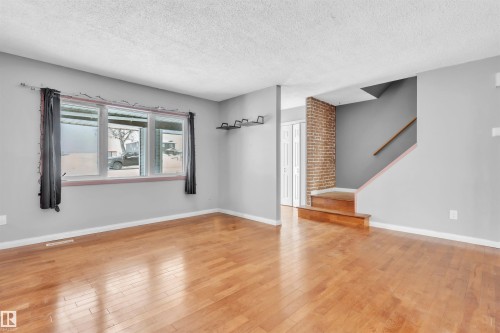 909 8 Street, Cold Lake, AB - Indoor Photo Showing Other Room