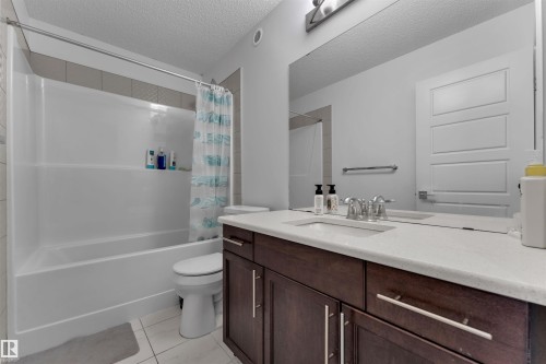 1315 20 Street, Edmonton, AB - Indoor Photo Showing Bathroom