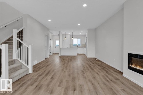 25 FICUS Way  Fort Saskatchewan, AB T8L 0Z6